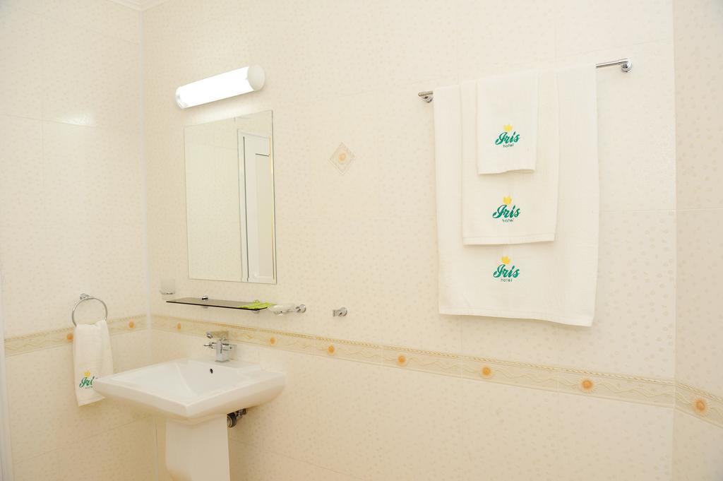 נסבר Hotel Iris חדר תמונה