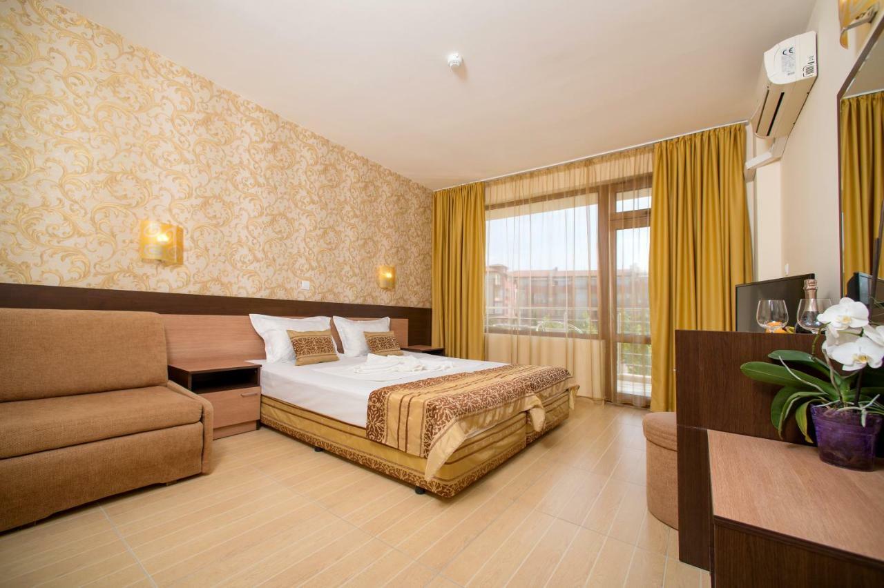 נסבר Hotel Iris מראה חיצוני תמונה